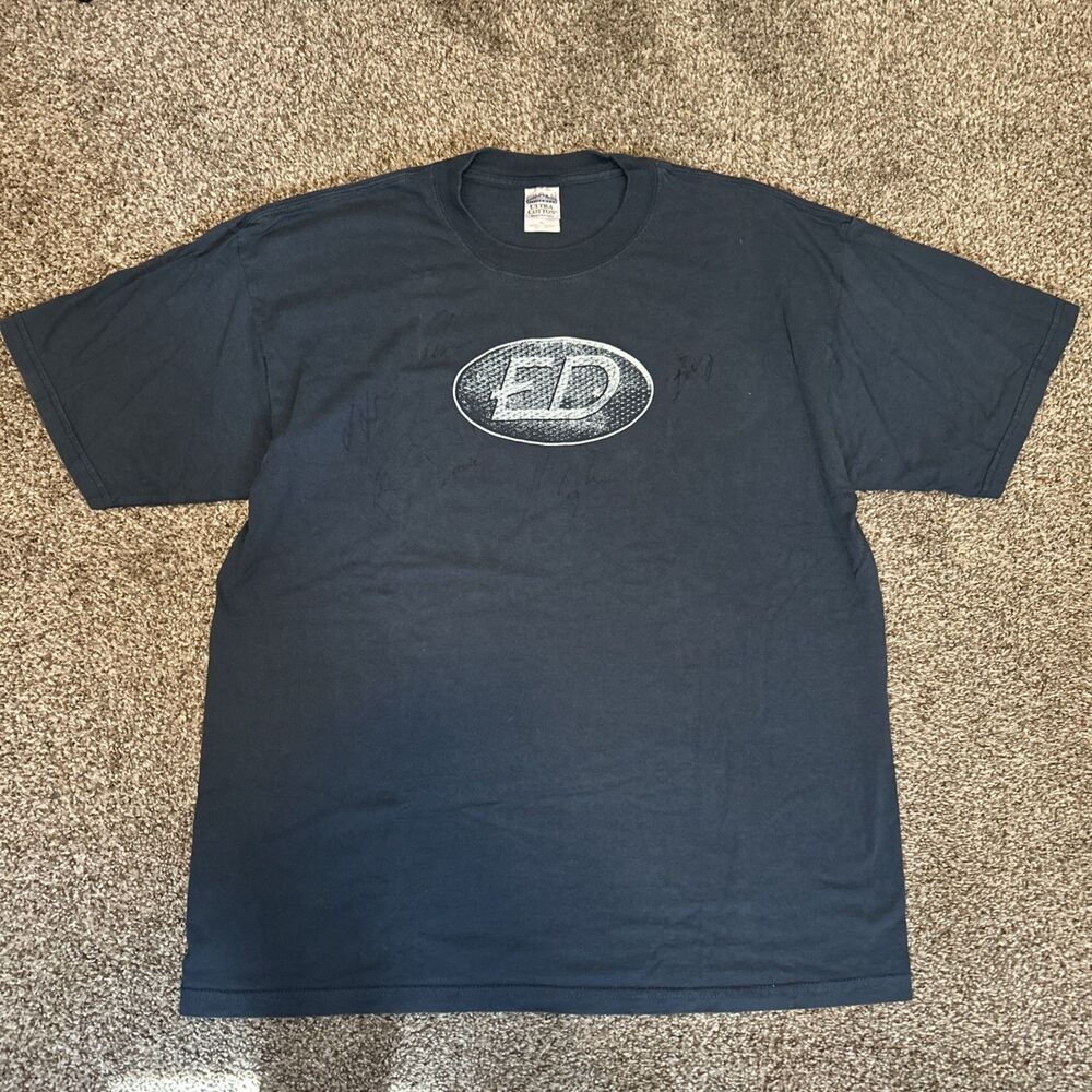 SIGNED Vintage Unworn Blue Emerson Drive T-shirt Country Countrified XL 2004